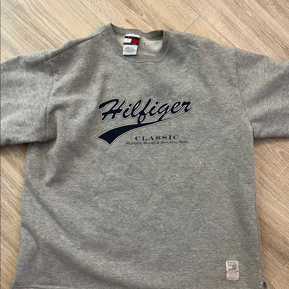 Vintage Tommy Hilfiger Sweatshirt large - Picture 1 of 7